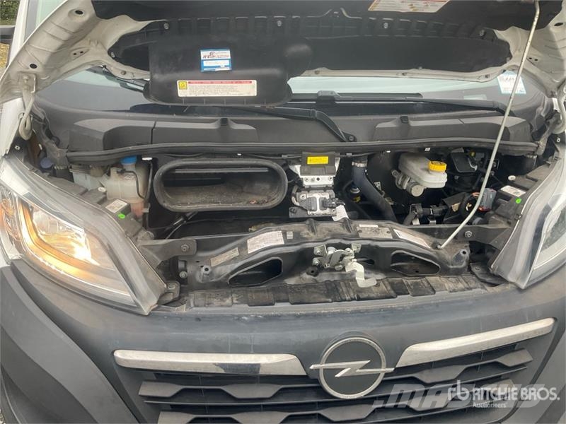 Opel Movano 2.2 103 KW KO/LBW L4 Cargo Van (Inoperable) Preču pārvadāšanas furgoni