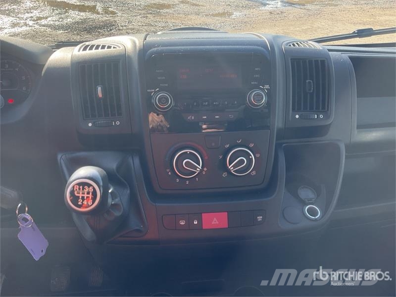 Opel Movano 2.2 103 KW PR PL L4 Cargo Van Panel vans