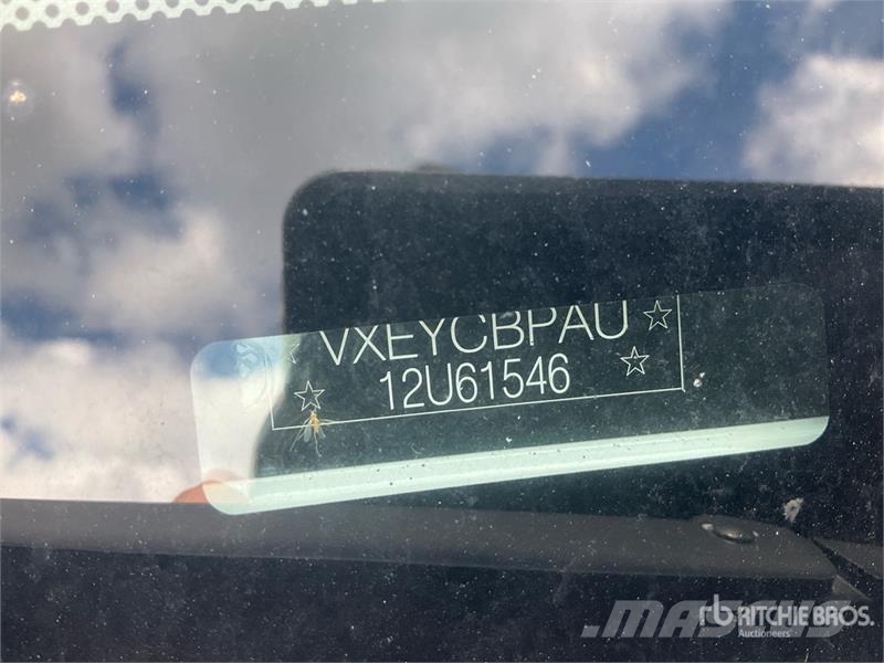 Opel Movano 2.2 103 KW KO/LBW L4 Van Truck Skriňová nadstavba
