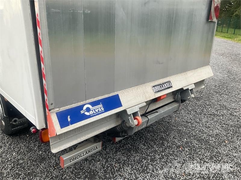 Opel Movano 2.2 103 KW KO/LBW L4 Cargo Van (Inoperable) Panel vans
