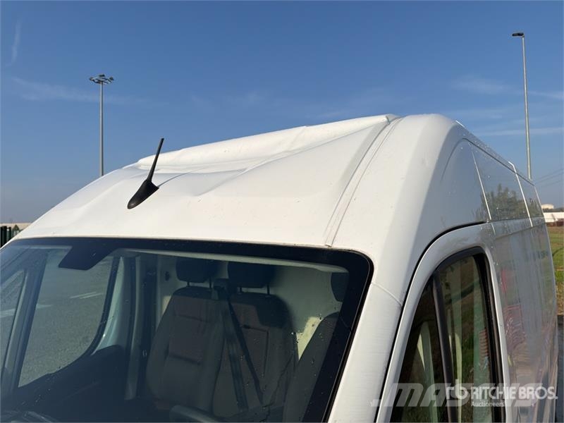 Opel Movano 2.2 103 KW KA L2H2 Cargo Van Kaubikud