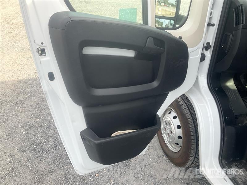 Opel Movano 2.2 103 KW DOKA PR L3 Crew Cab Curtain Side Box body trucks