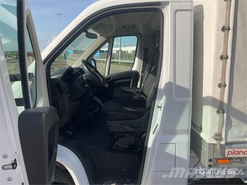Opel Movano 2.2 103 KW PR PL L4 Cargo Van Panel vans