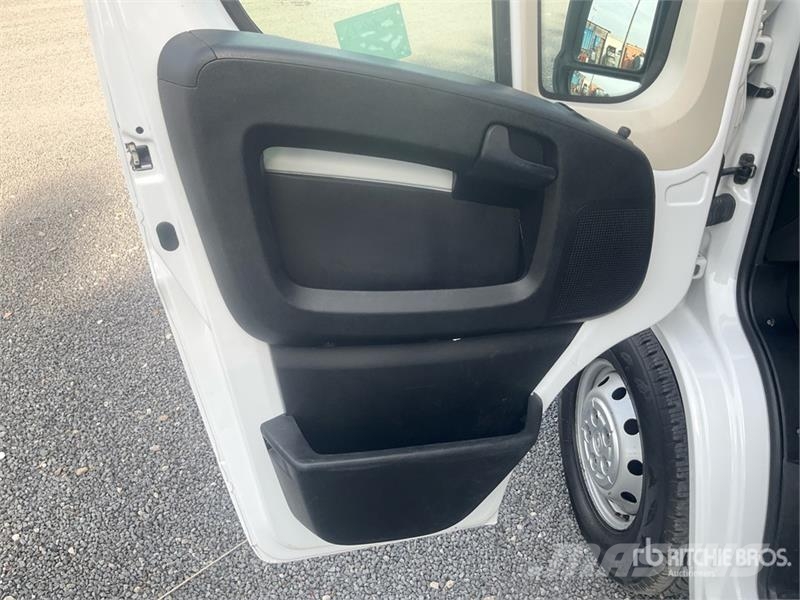 Opel Movano 2.2 103 KW KA L3H2 Cargo Van Lätta skåpbilar