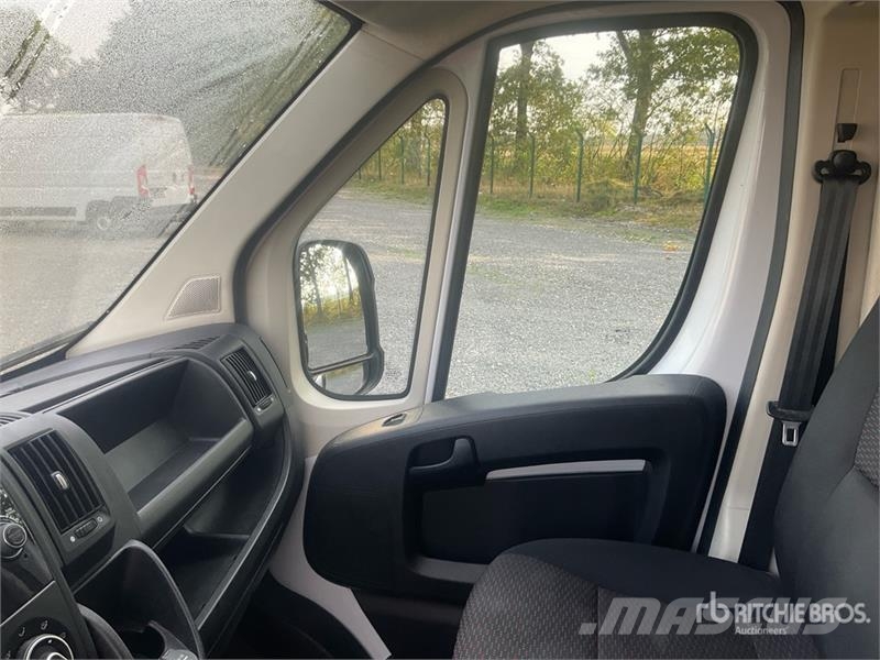 Opel Movano 2.2 103 KW KA L3H2 Cargo Van Lätta skåpbilar