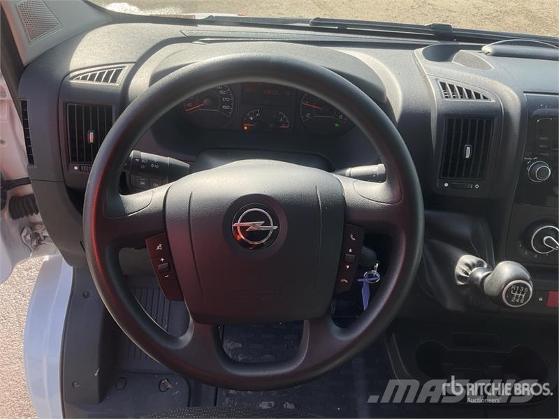 Opel Movano 2.2 103 KW PR PL L4 Cargo Van Panel vans