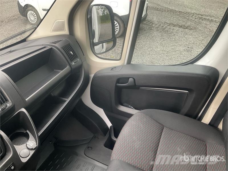 Opel Movano 2.2 103 KW KO/LBW L4 Van Truck Skriňová nadstavba