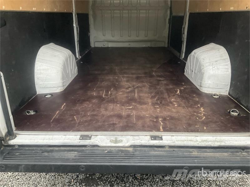 Opel Movano 2.2 103 KW KA L4H2 Cargo Van (Inoperable) Dostavna vozila / kombiji
