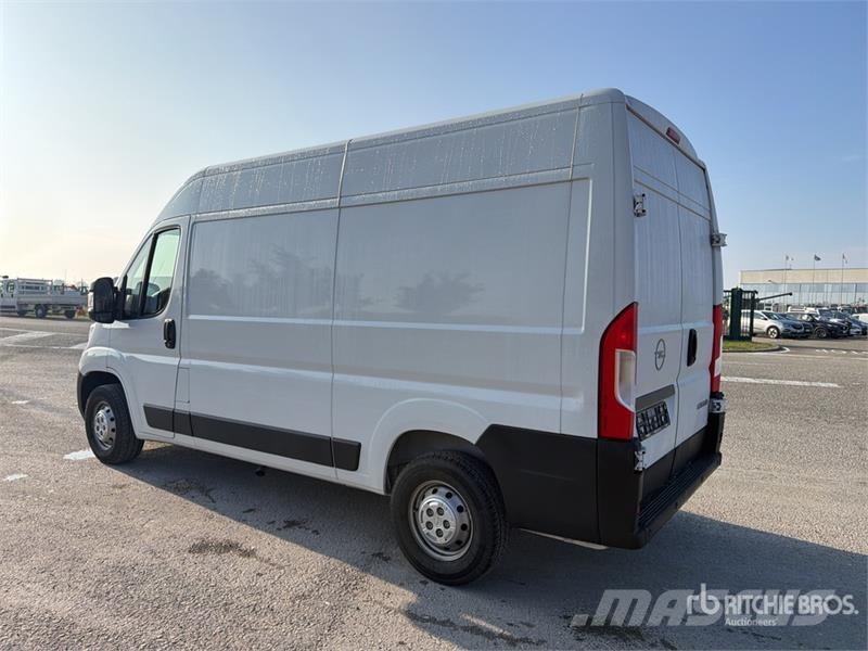 Opel Movano 2.2 103 KW KA L2H2 Cargo Van Kaubikud