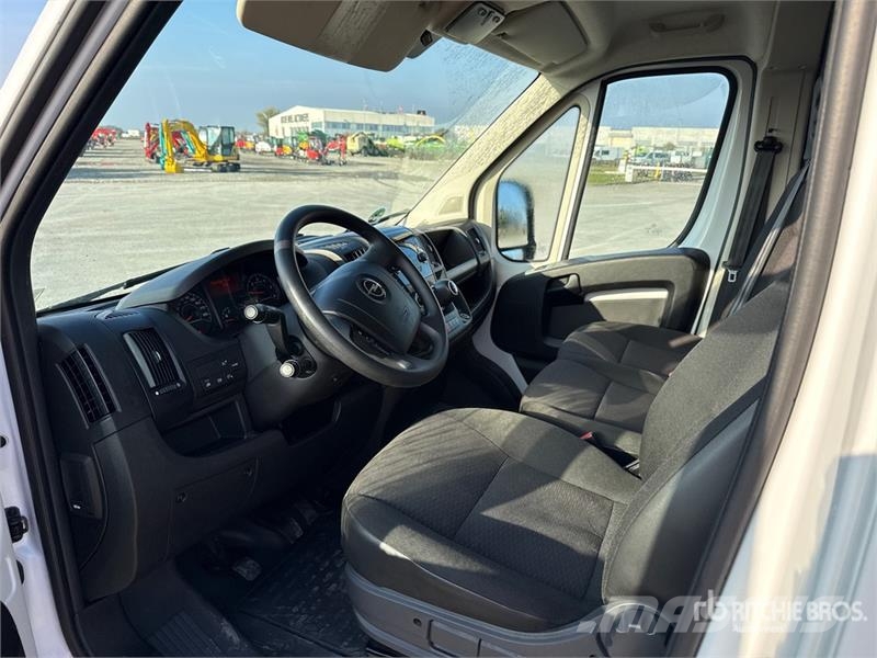 Opel Movano 2.2 103 KW Mixto KA L4H2 7-seats Cargo Van Kaubikud