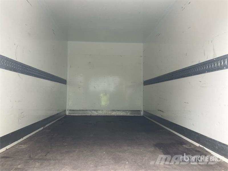Opel Movano 2.2 103 KW KO/LBW L4 Van Truck Skriňová nadstavba