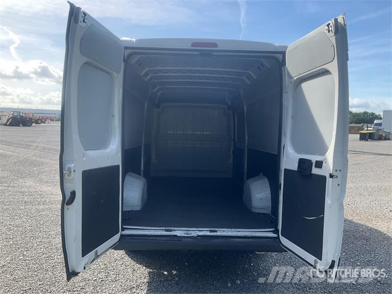 Opel Movano 2.2 103 KW KA L4H2 Cargo Van Gesloten bedrijfswagens