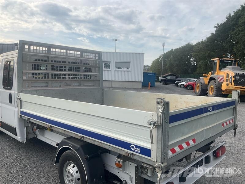 Opel Movano 2.2 103 KW DOKA tipper L3 Crew Cab Flatbed  Kofferaufbau
