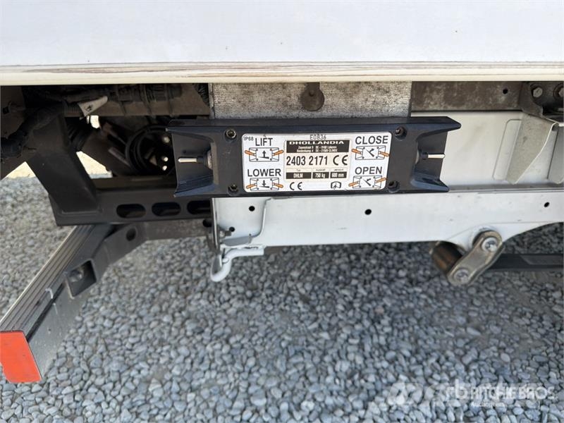Opel Movano 2.2 103 KW KO/LBW L4 Van Truck 厢式货车