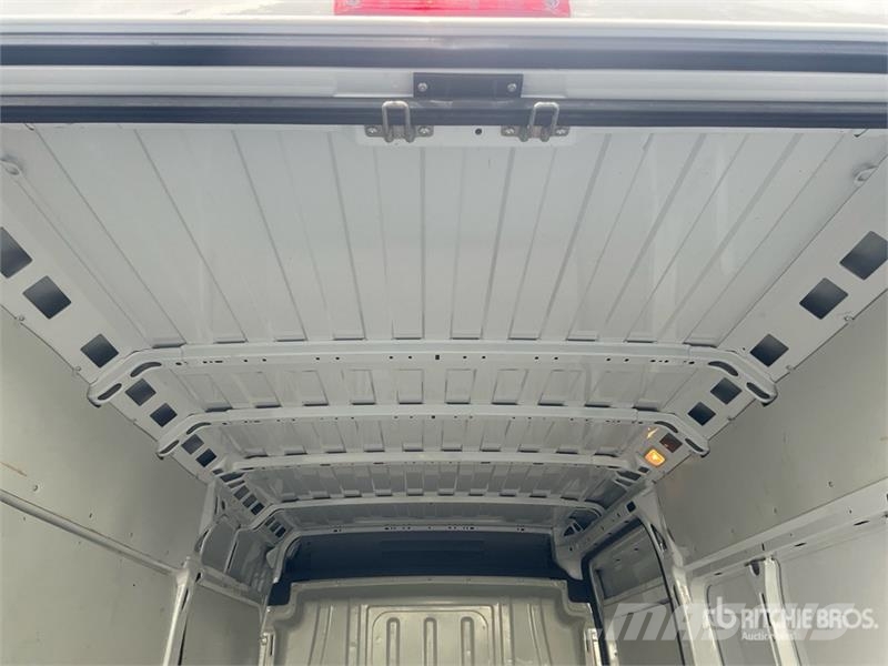Opel Movano 2.2 103 KW KA L3H2 Cargo Van Lätta skåpbilar