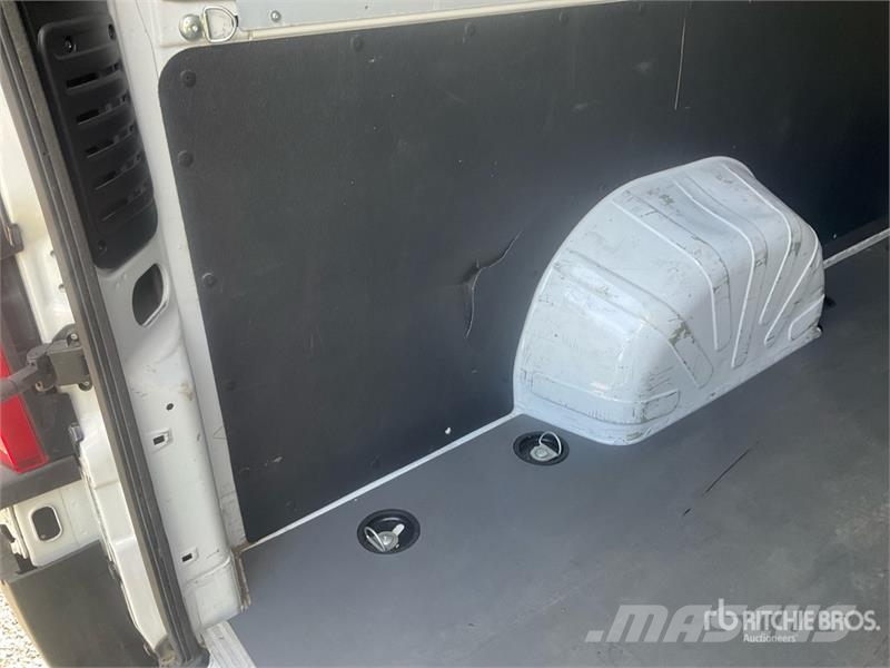 Opel Movano 2.2 103 KW KA L4H2 Cargo Van Gesloten bedrijfswagens