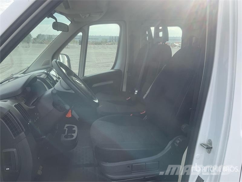 Opel Movano 2.2 103 KW DOKA PR L3 Crew Cab Curtain Side Box body trucks