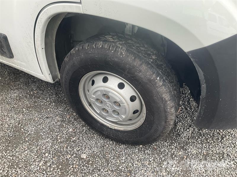 Opel Movano 2.2 103 KW KO/LBW L4 Van Truck Skriňová nadstavba