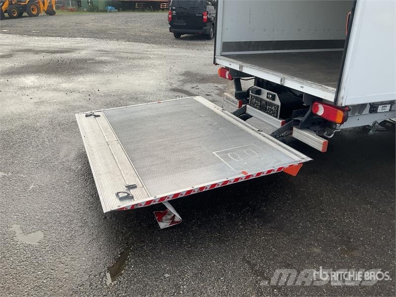 Opel Movano 2.2 103 KW KO/LBW L4 - Box body with tail l Dostavna vozila / kombiji