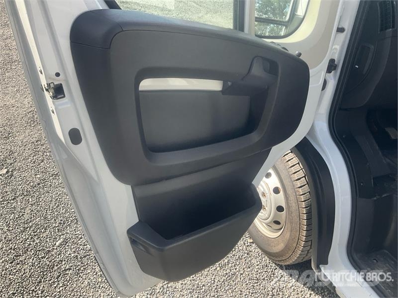 Opel Movano 2.2 103 KW KA L4H2 Cargo Van Gesloten bedrijfswagens