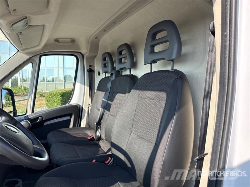 Opel Movano 2.2 103 KW KA L4H2 Cargo Van Kaubikud
