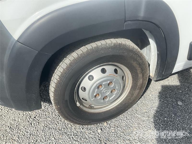 Opel Movano 2.2 103 KW KA L4H2 Cargo Van Gesloten bedrijfswagens