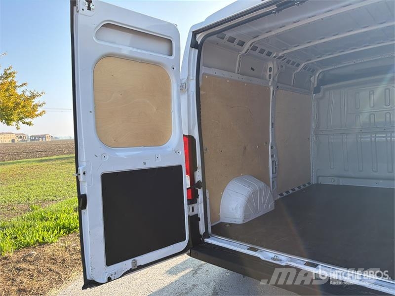 Opel Movano 2.2 103 KW KA L2H2 Cargo Van Kaubikud