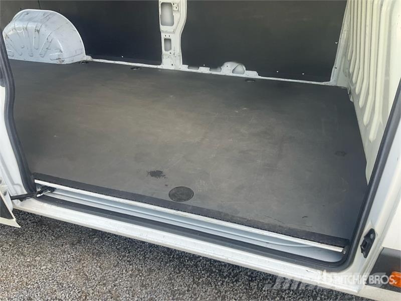 Opel Movano 2.2 103 KW KA L4H2 Cargo Van Gesloten bedrijfswagens