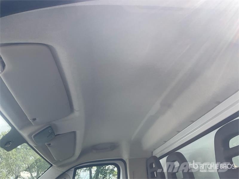Opel Movano 2.2 103 KW KO/LBW L4 Van Truck Skriňová nadstavba