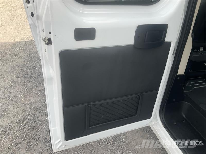 Opel Movano 2.2 103 KW DOKA PR L3 Crew Cab Curtain Side Box body trucks