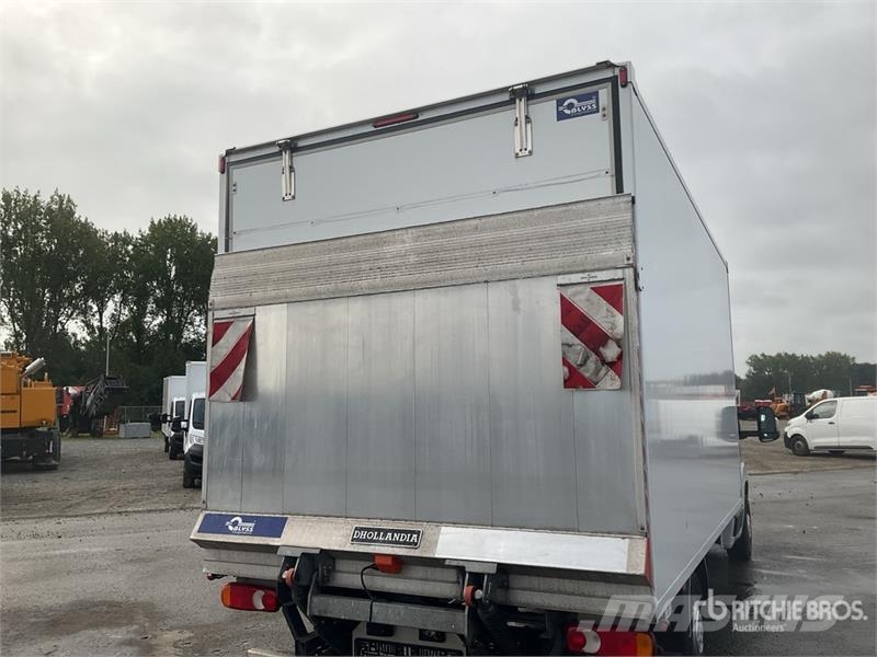 Opel Movano 2.2 103 KW KO/LBW L4 - Box body with tail l Dostavna vozila / kombiji