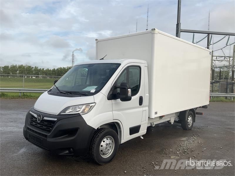 Opel Movano 2.2 103 KW KO/LBW L4 - Box body with tail l Dostavna vozila / kombiji