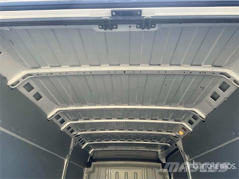 Opel Movano 2.2 103 KW KA L4H2 Cargo Van Gesloten bedrijfswagens