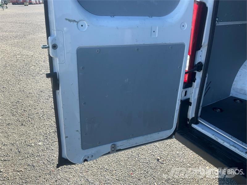 Opel Movano 2.2 103 KW KA L4H2 Cargo Van Gesloten bedrijfswagens