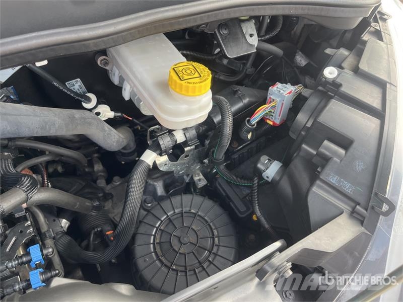 Opel Movano 2.2 103 KW KA - panel van L4H2 Cargo Van Preču pārvadāšanas furgoni
