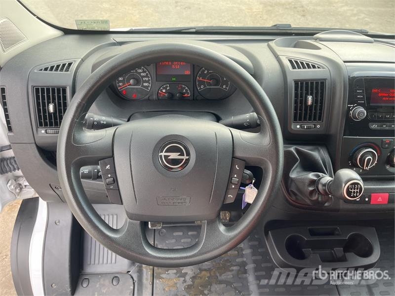 Opel Movano 2.2 103 KW KA panel van L4H2 Cargo Van Furgone chiuso