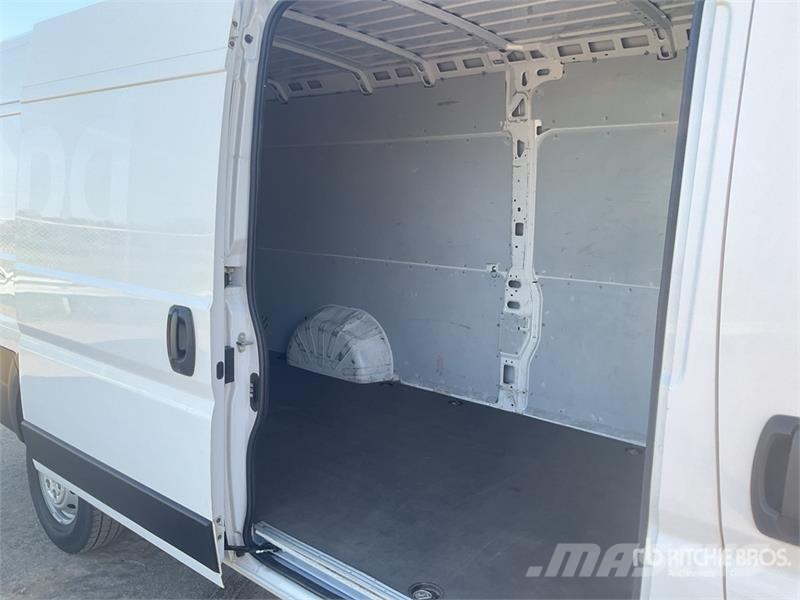 Opel Movano 2.2 103 KW KA L4H2 Cargo Van Kaubikud
