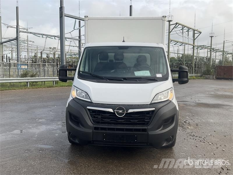 Opel Movano 2.2 103 KW KO/LBW L4 - Box body with tail l Dostavna vozila / kombiji
