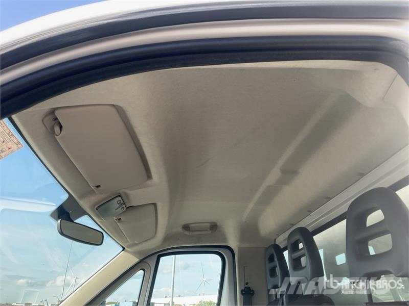 Opel Movano 2.2 103 KW PR PL L4 Cargo Van Panel vans