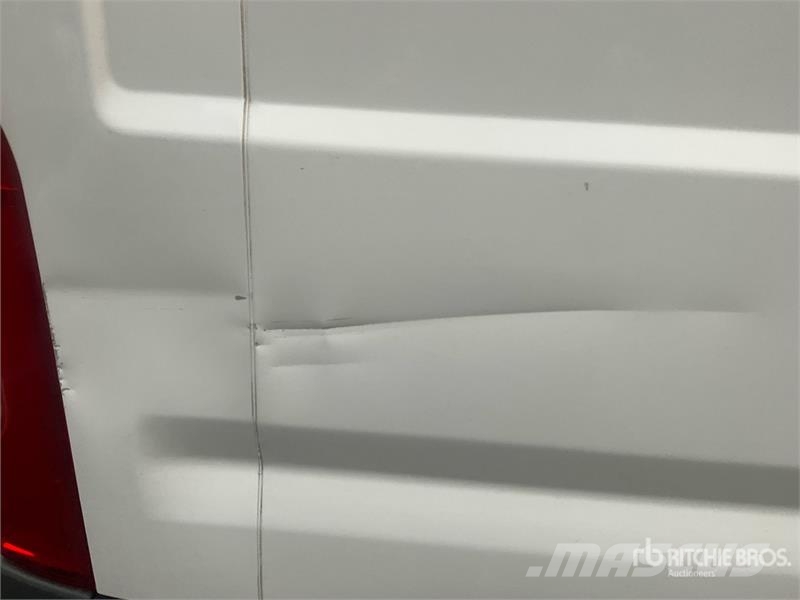 Opel Movano 2.2 103 KW KA L4H2 Cargo Van (Inoperable) Dostavna vozila / kombiji