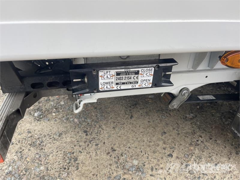 Opel Movano 2.2 103 KW KO/LBW L4 - Box body with tail l شاحنة مقفلة