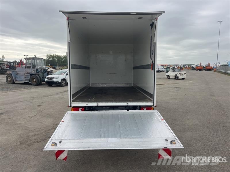 Opel Movano 2.2 4x2 103 KW KO/LBW L4 Van Truck Box body trucks