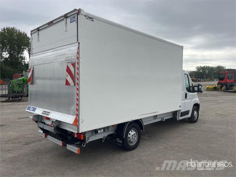 Opel Movano 2.2 4x2 103 KW KO/LBW L4 Van Truck Box body trucks