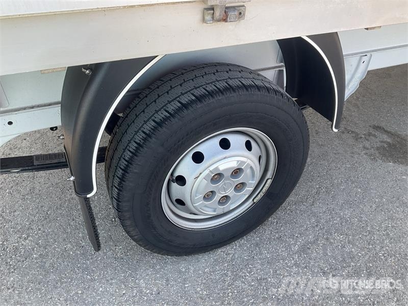 Opel Movano 2.2 4x2 Curtain Side Truck Tovornjaki s ponjavo