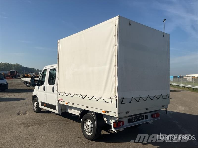Opel Movano 2.2 4x2 Curtain Side Truck Tovornjaki s ponjavo