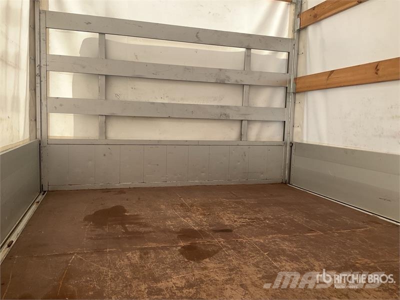 Opel Movano 2.2 4x2 Curtain Side Truck Tovornjaki s ponjavo