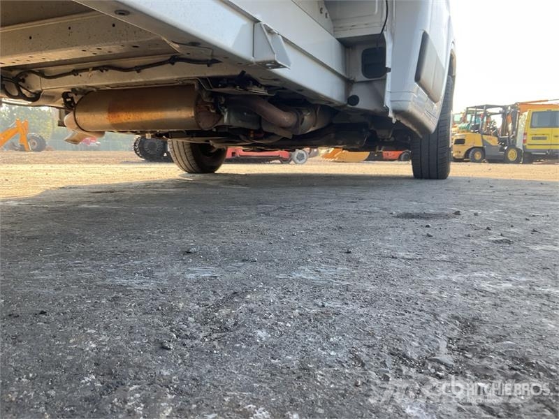 Opel Movano 2.2 4x2 Curtain Side Truck Tovornjaki s ponjavo