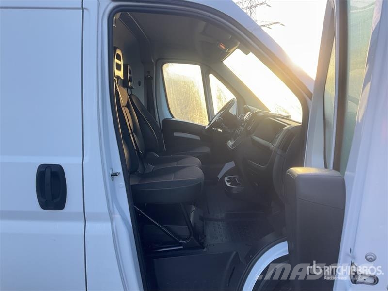Opel Movano 2.2 Cargo Van Dostavna vozila / kombiji
