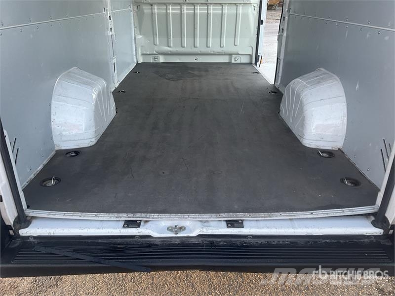 Opel Movano 2.2 Cargo Van Dostavna vozila / kombiji