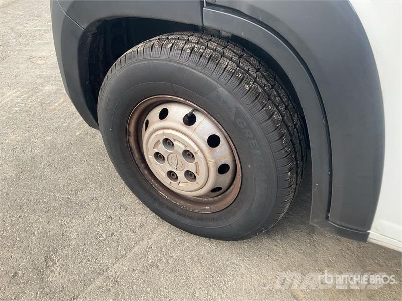 Opel Movano 2.2 Cargo Van (Inoperable) Dostavna vozila / kombiji